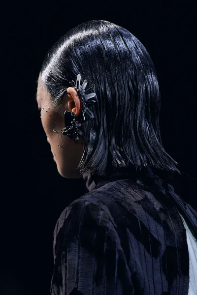 Look 23